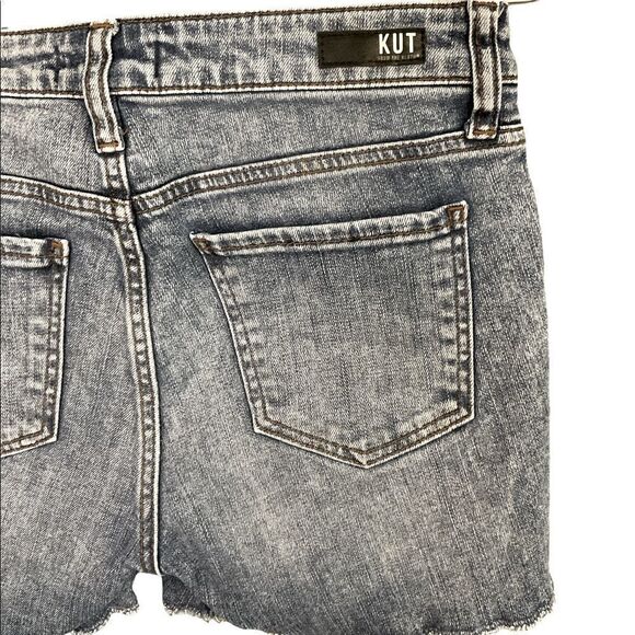 Kut from the kloth gidget fray shorts size 4 - Picture 4 of 8